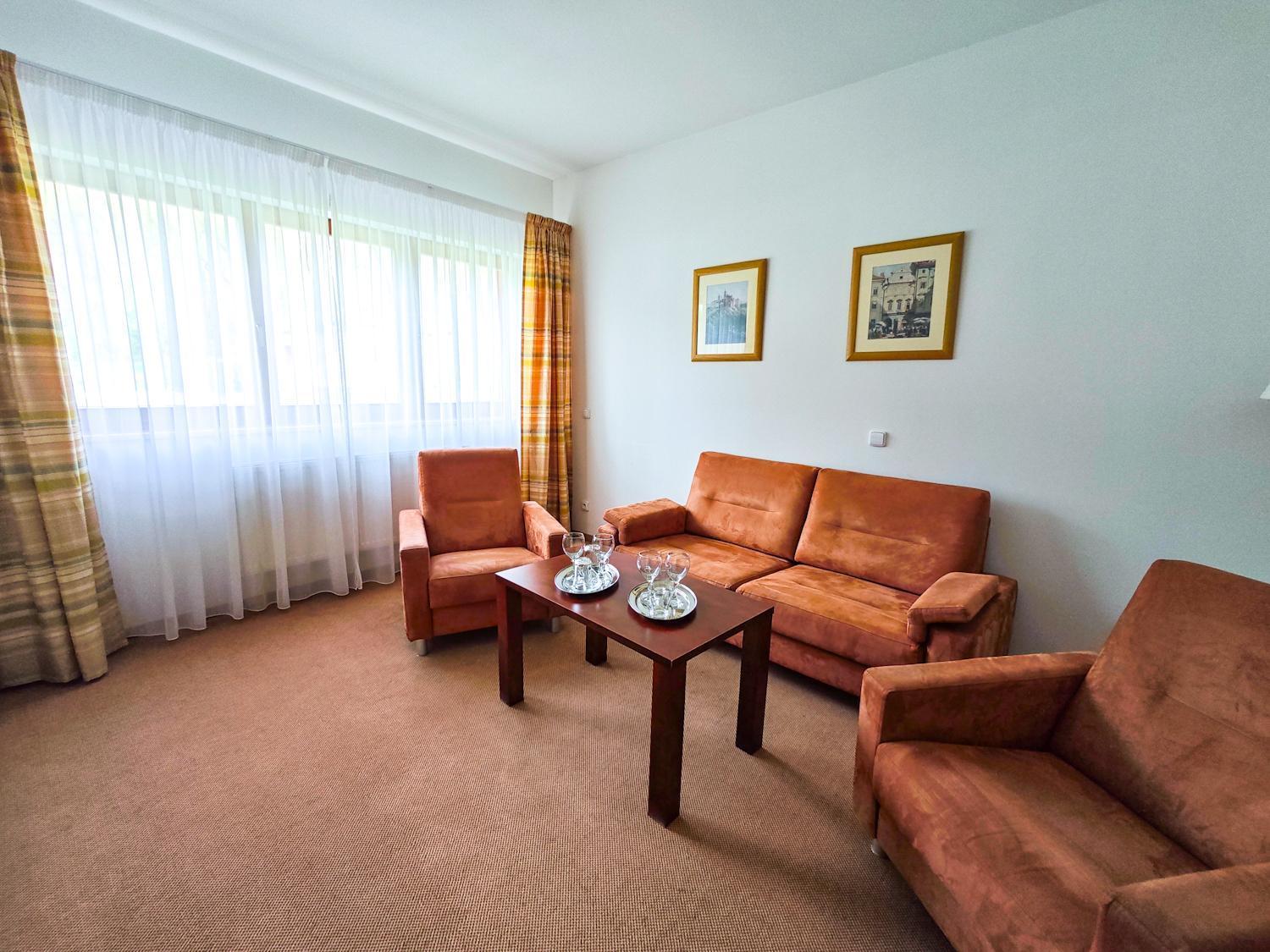 Hotel Bazant Карловы Вары Экстерьер фото