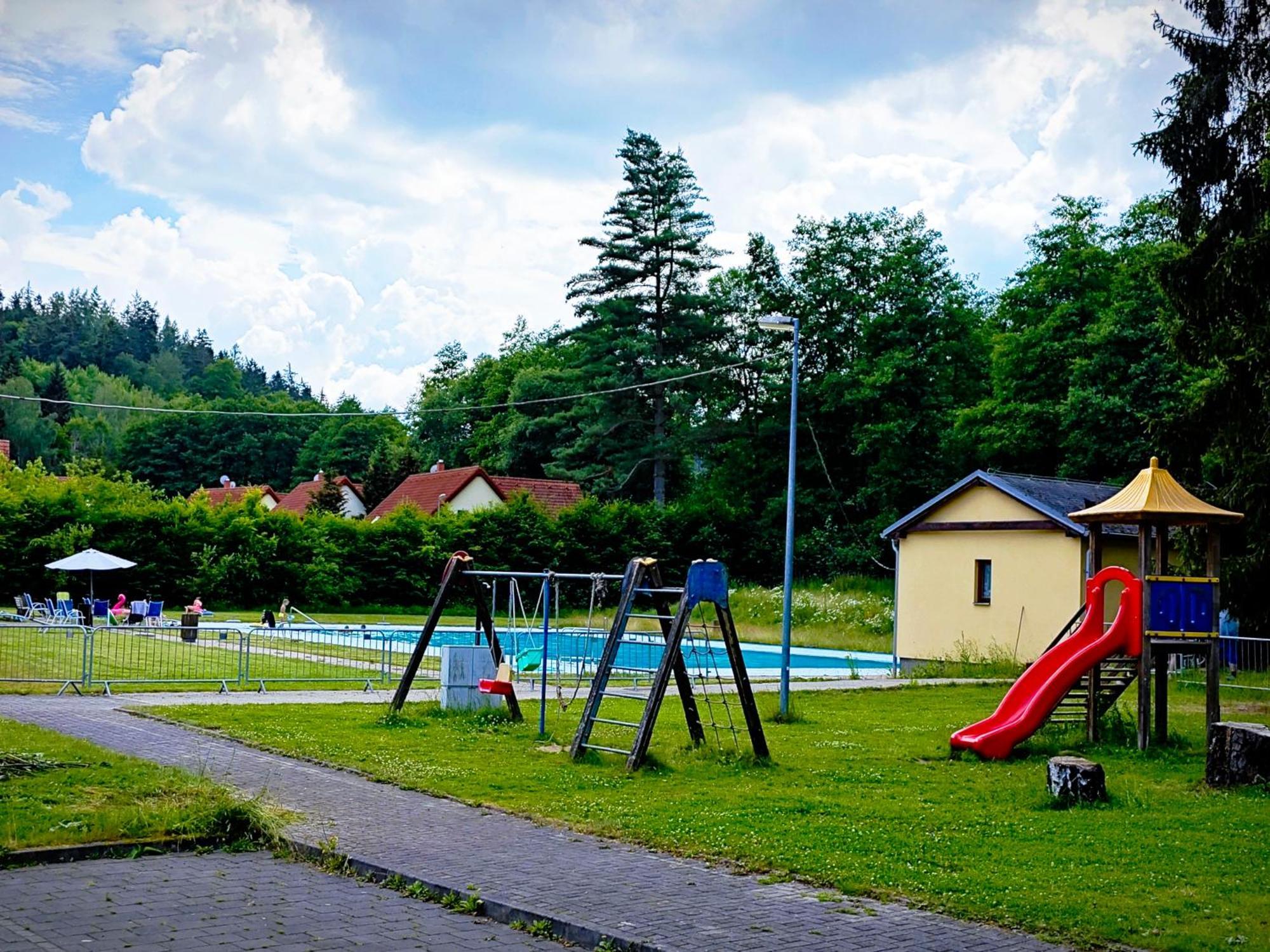 Hotel Bazant Карловы Вары Экстерьер фото