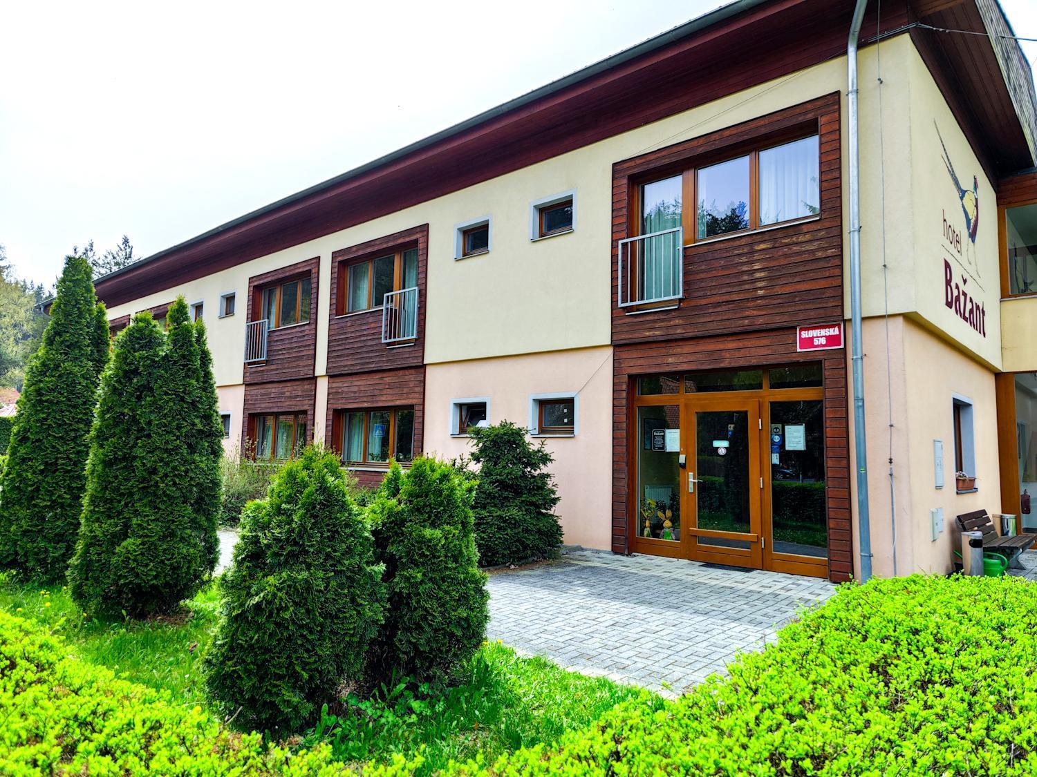 Hotel Bazant Карловы Вары Экстерьер фото